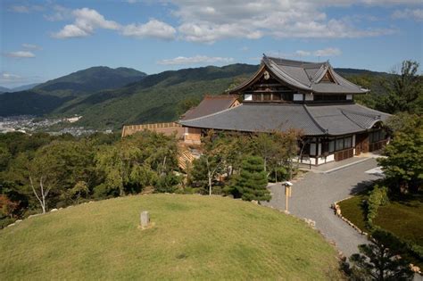 楚青龍殿|将軍塚青龍殿 京都の絶景と枯山水を楽しむ 